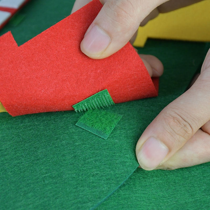 Interactive Felt Christmas Tree